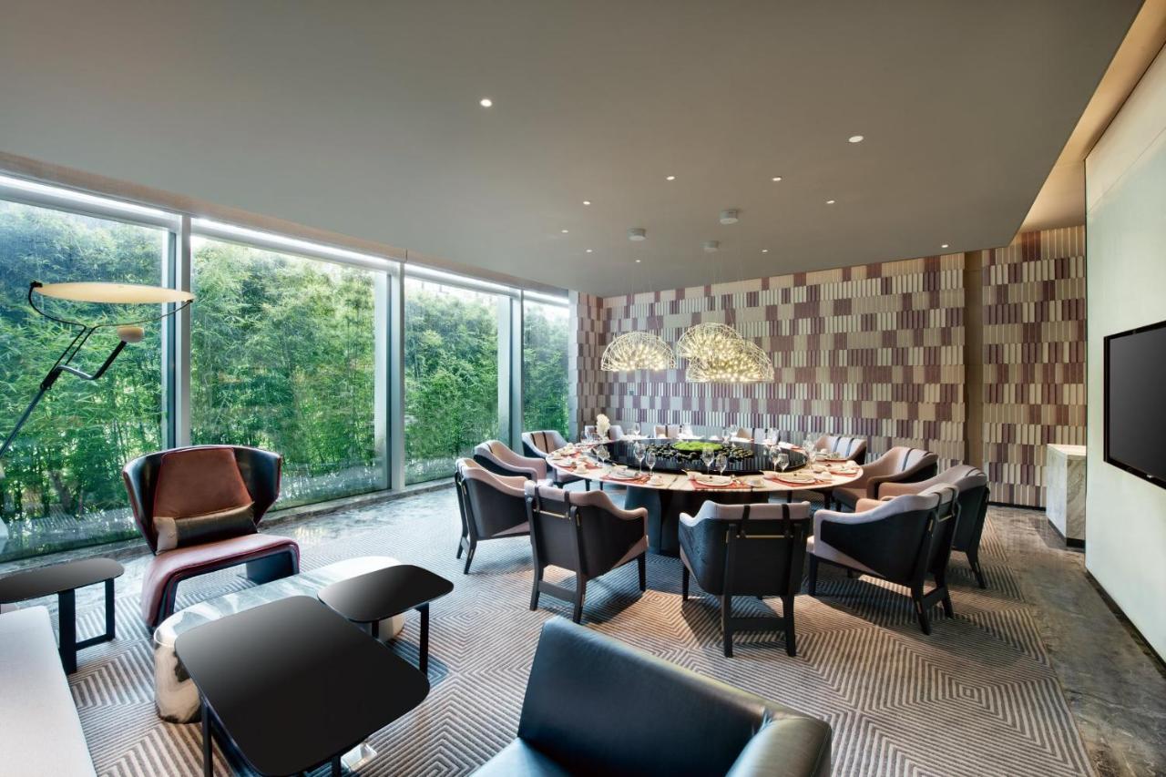 Crowne Plaza Shenzhen World Exhibition And Convention Center, An Ihg Hotel エクステリア 写真