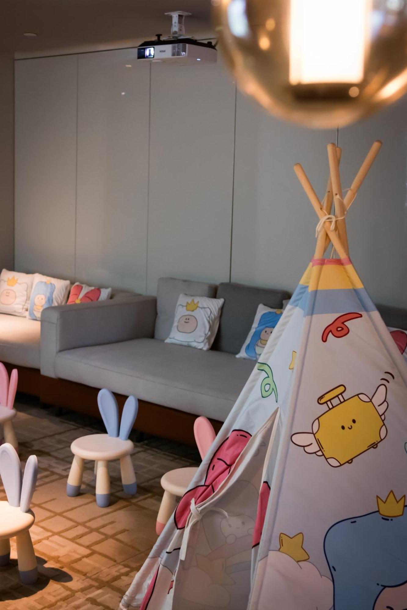 Crowne Plaza Shenzhen World Exhibition And Convention Center, An Ihg Hotel エクステリア 写真